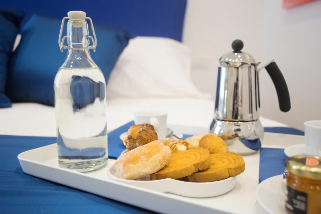 Kerbaker 14 Bed & Breakfast Napoli Dış mekan fotoğraf